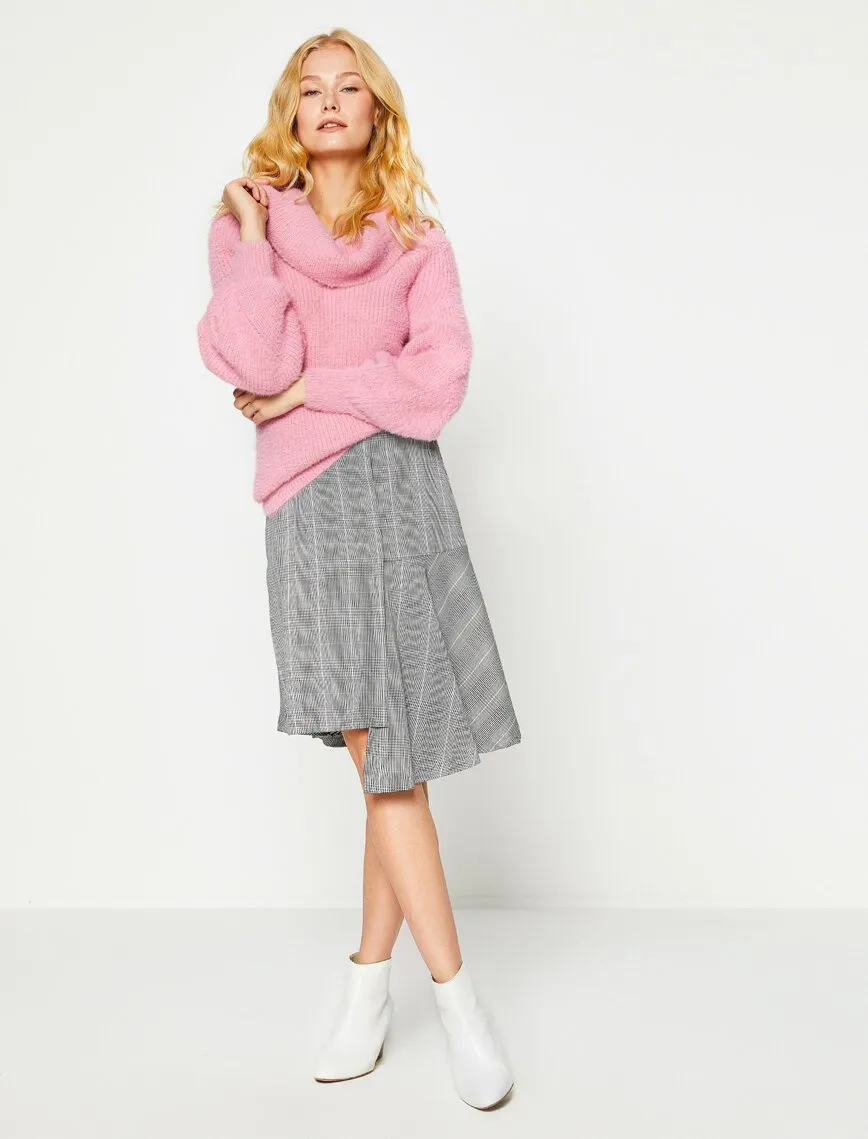 12044 Grey Check Midi Skirt