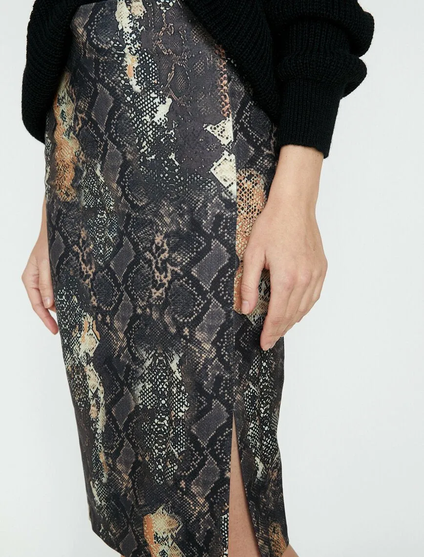 12148 Brown Snake Patterned Midi Skirt