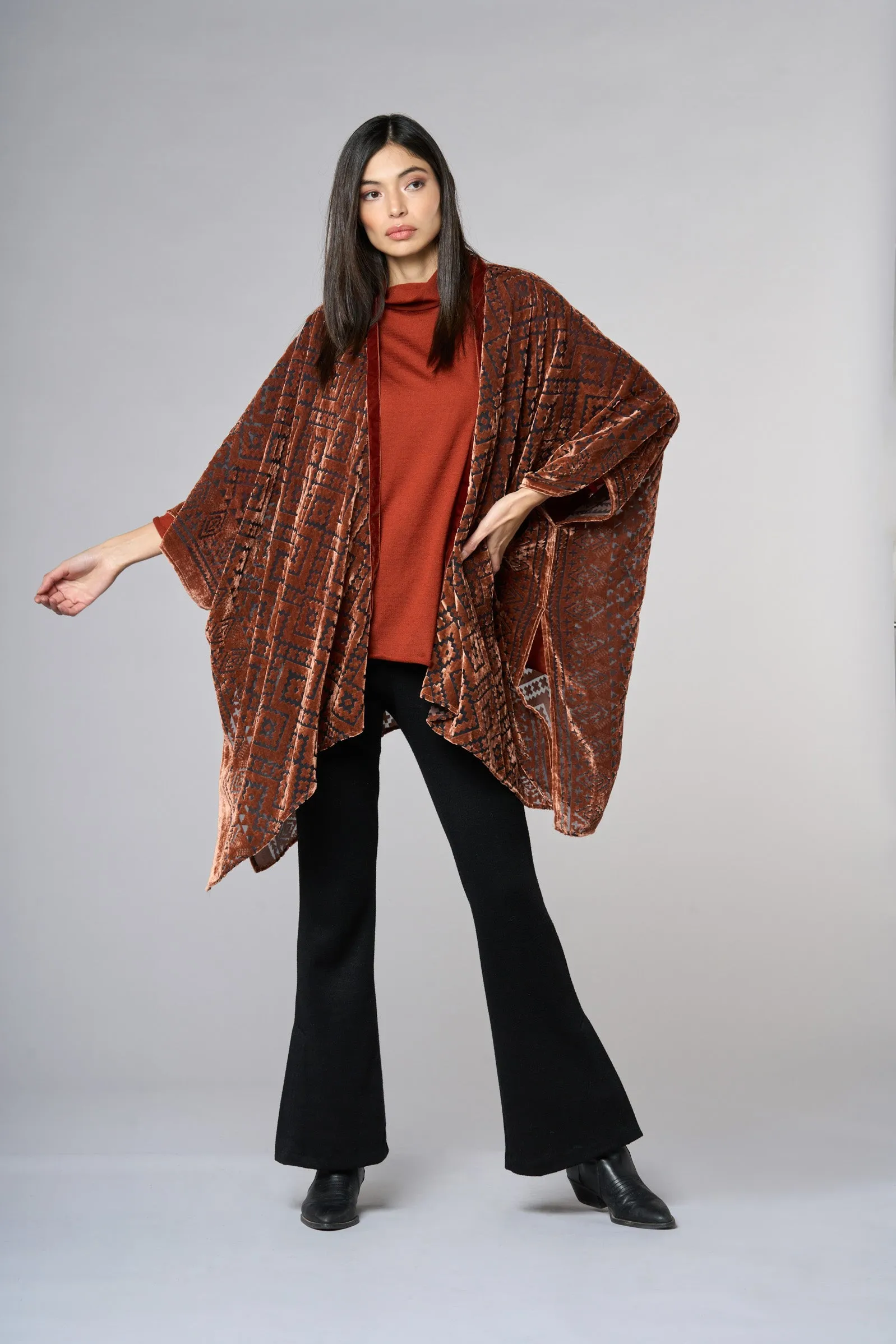 ART. 24800 KIMONO VERBIER