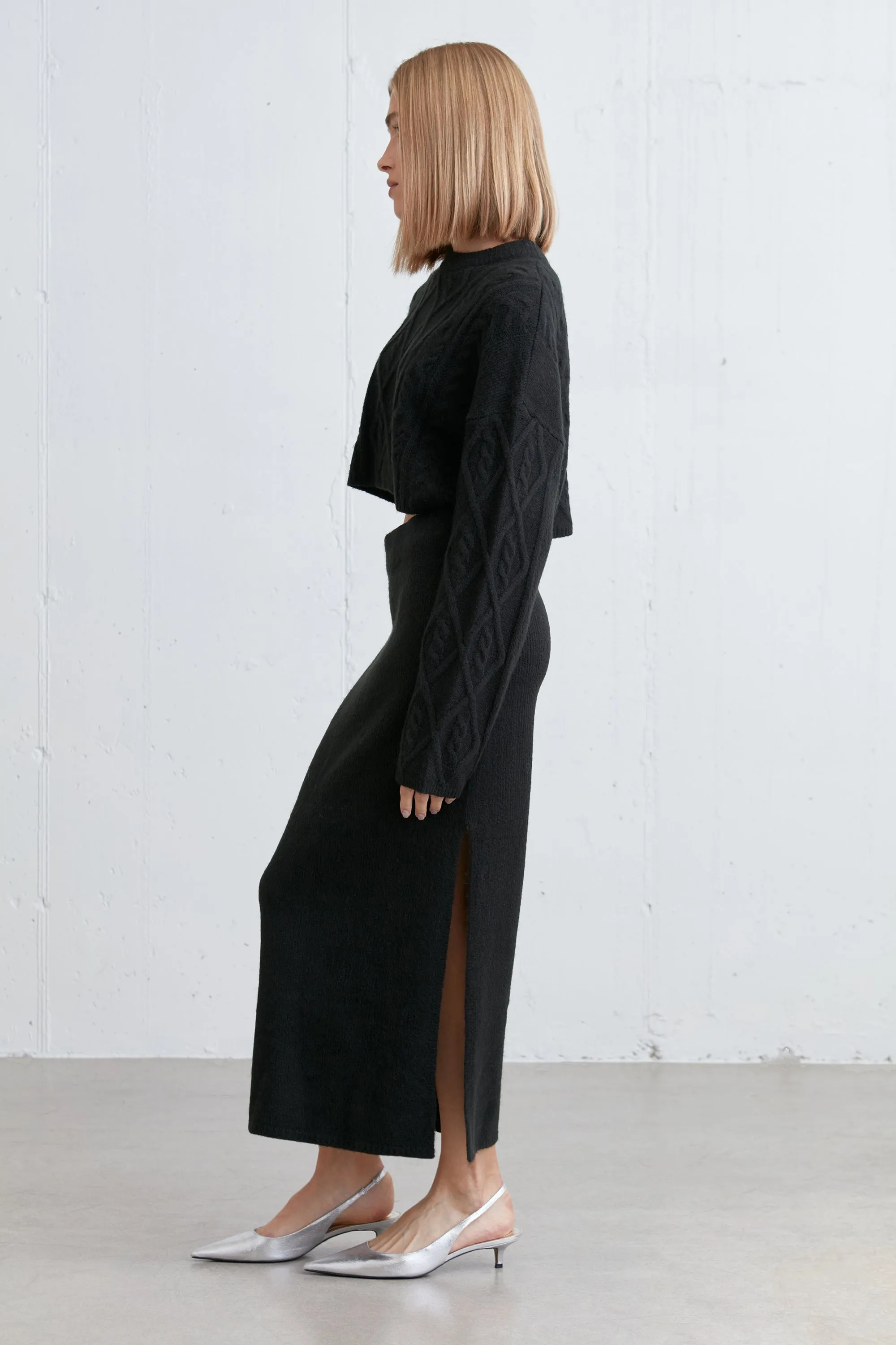 KNIT MIDI SKIRT