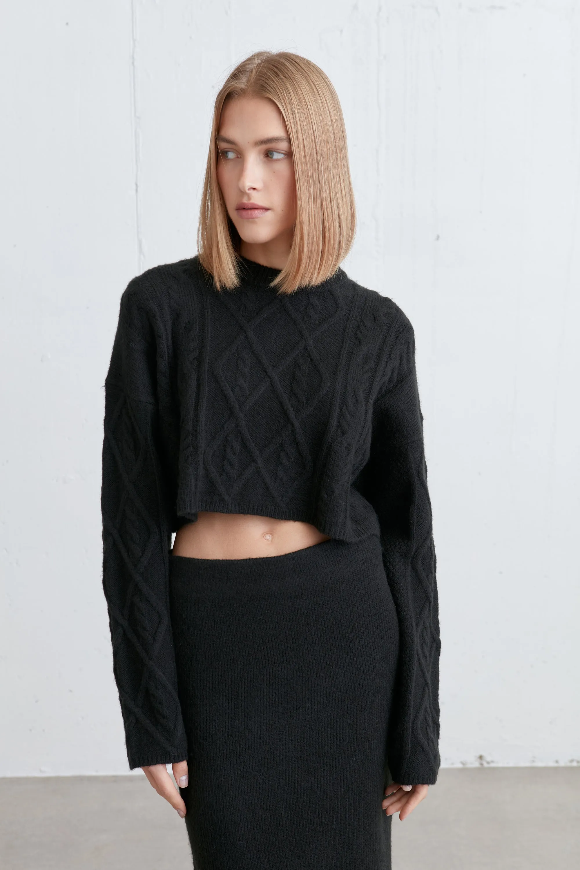 KNIT MIDI SKIRT