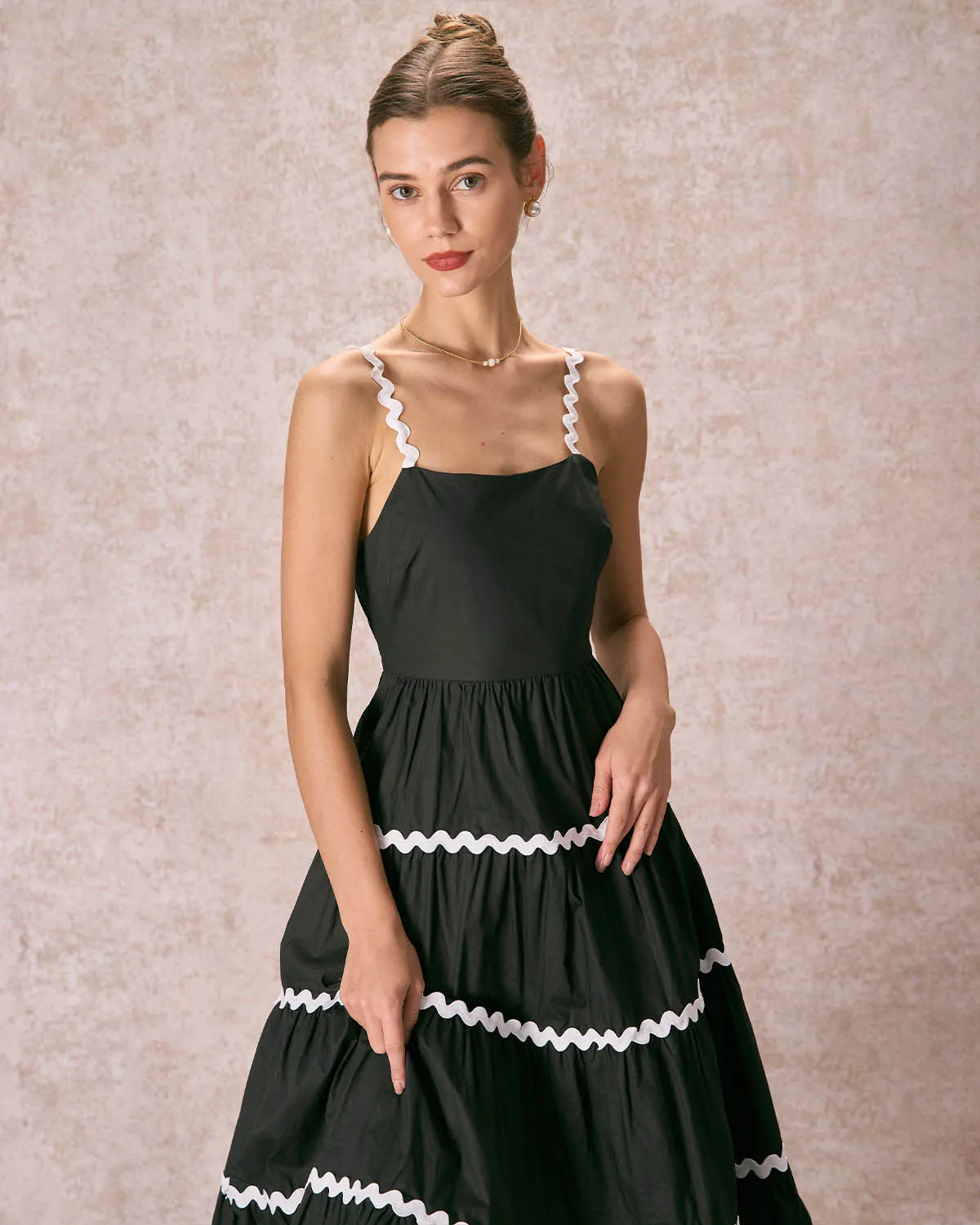The Black Contrast Wave Cut Strap Midi Dress