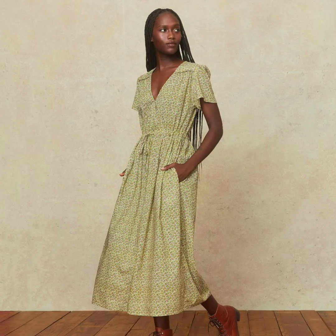 The Dawn Dress Petites | Berry Ditsy Cream