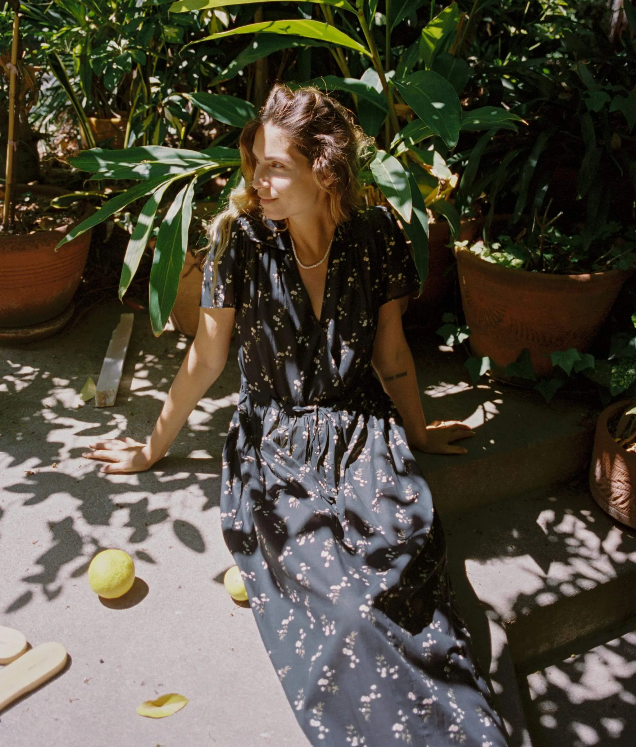 The Dawn Dress Petites | Noir Dancing Chamomile