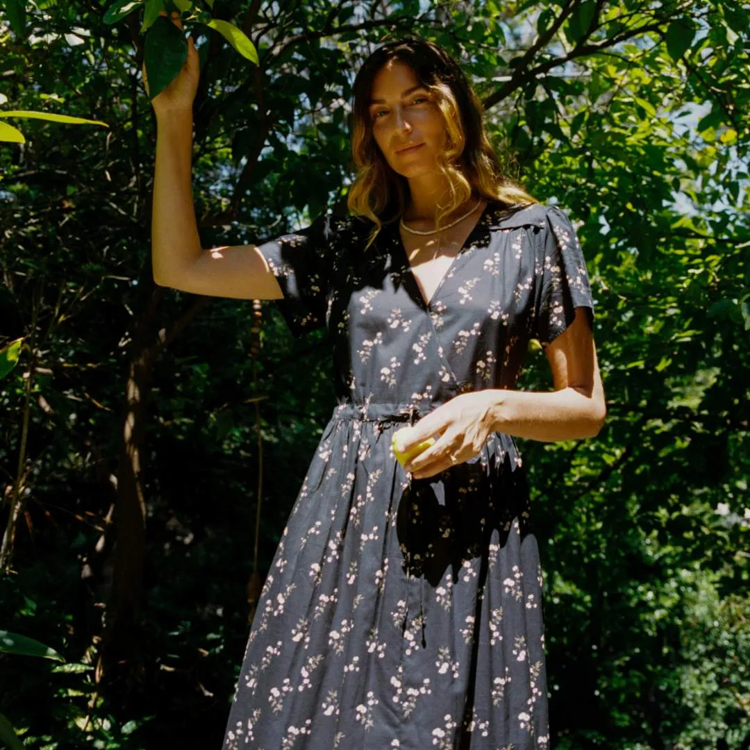 The Dawn Dress Petites | Noir Dancing Chamomile